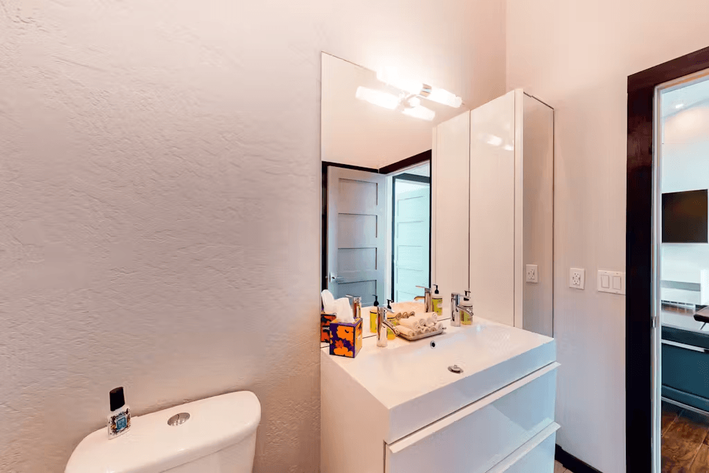 Spokane River Retreat - Image 12