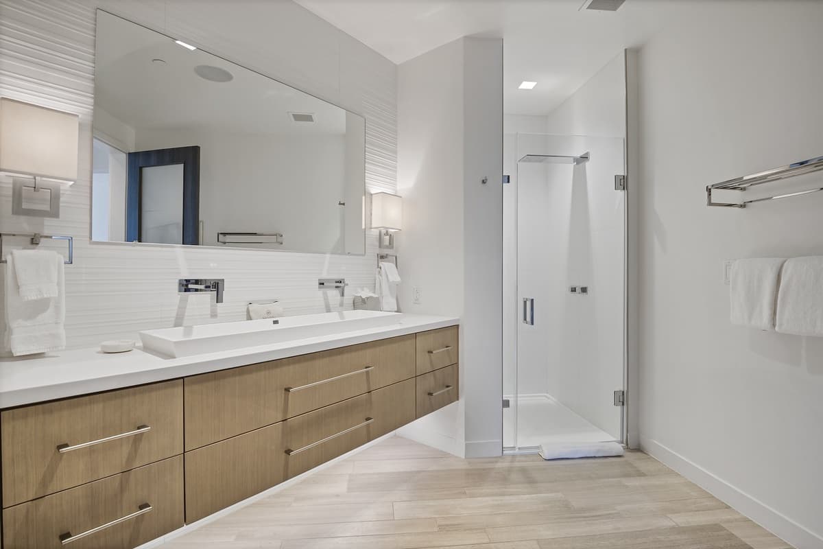 Mountain Luxe Retreat on Main - Image 22