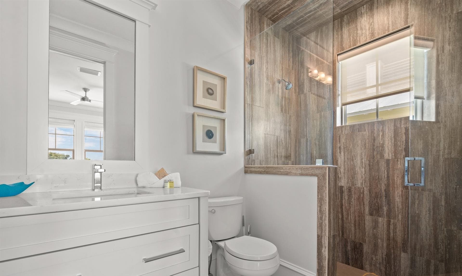 Life Aquatic Villa - Image 58