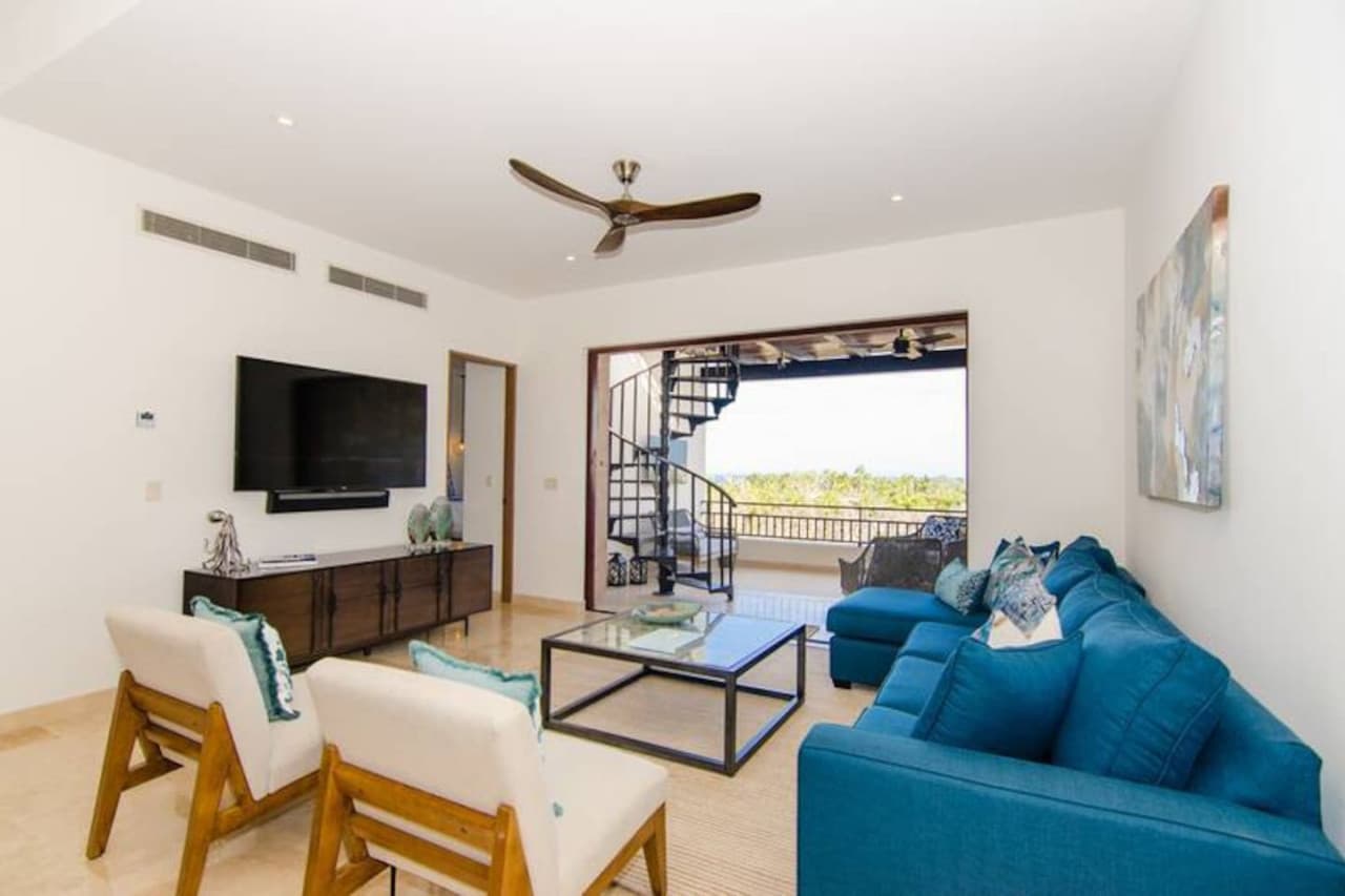 Casa Cobra - Image 1