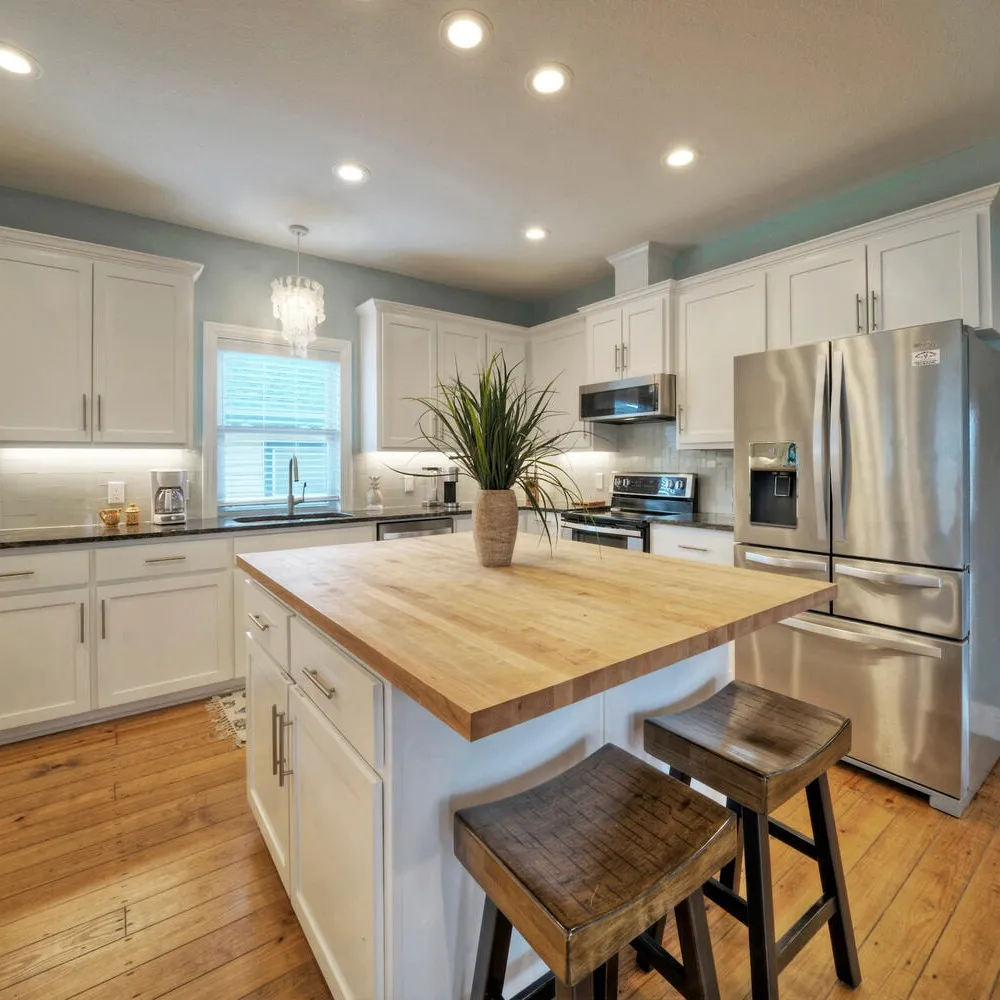 Moxy's Beach House - Image 22