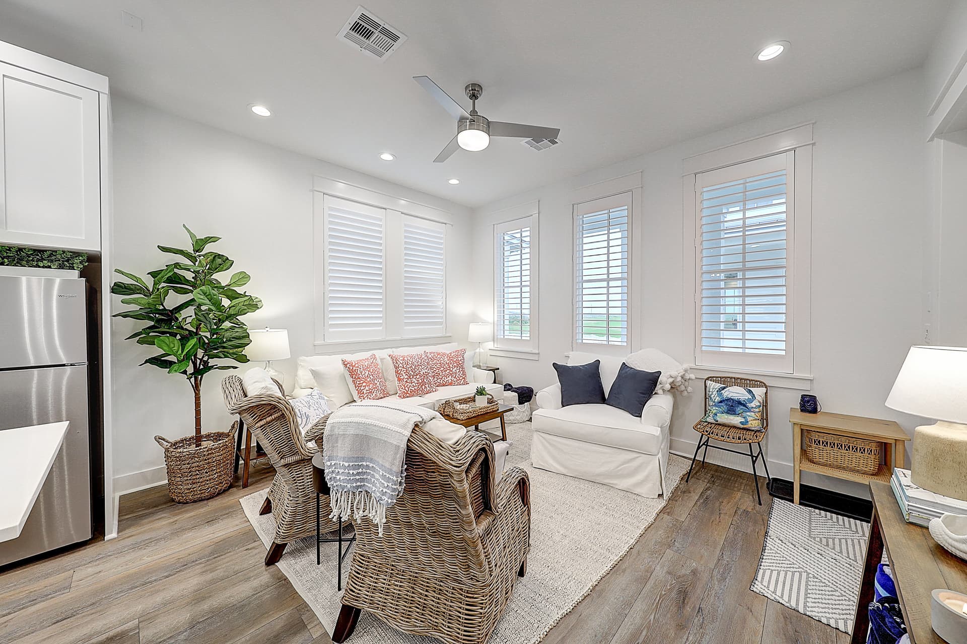 Barefoot Bungalow Home - Image 2