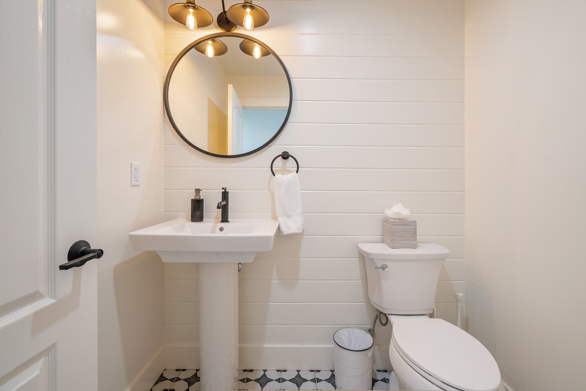 Mira Vista Heights - Image 24