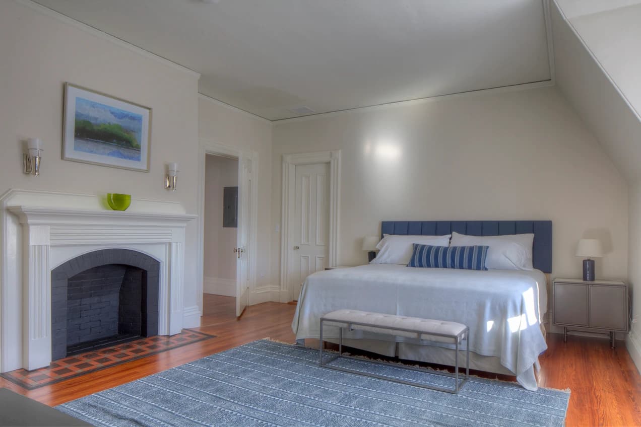 Cliffside Estate - Image 27