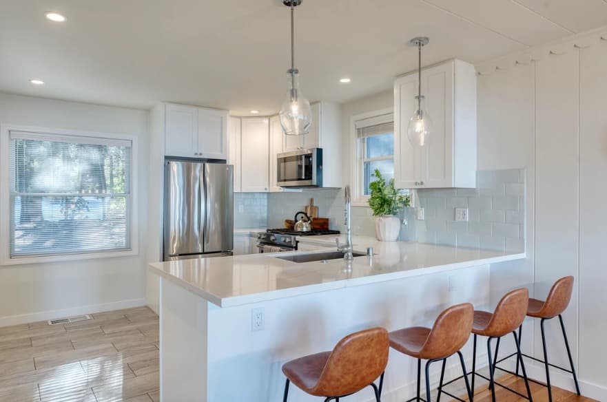 West Shore Lake House - Image 13