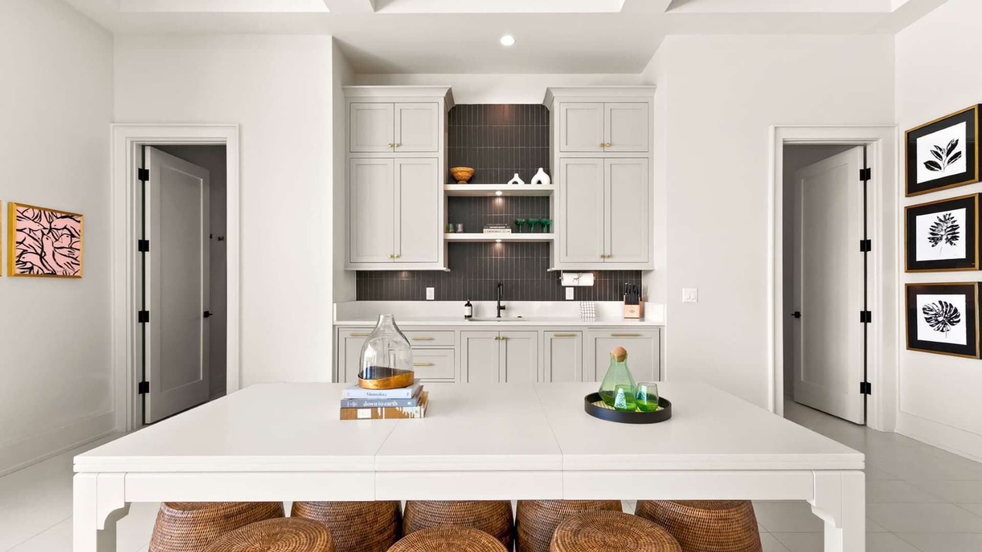 Lakeview Drive - Image 27