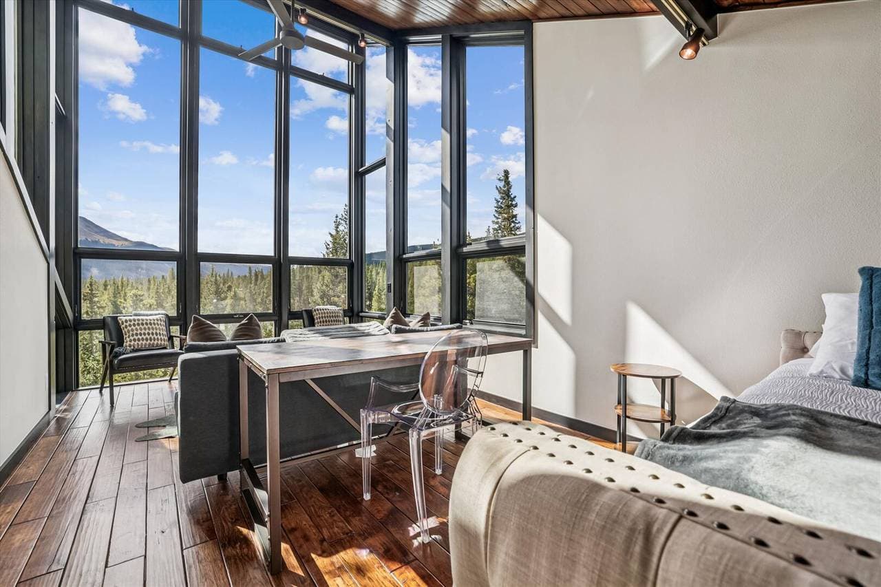 Summit Solitude Estate - Image 24