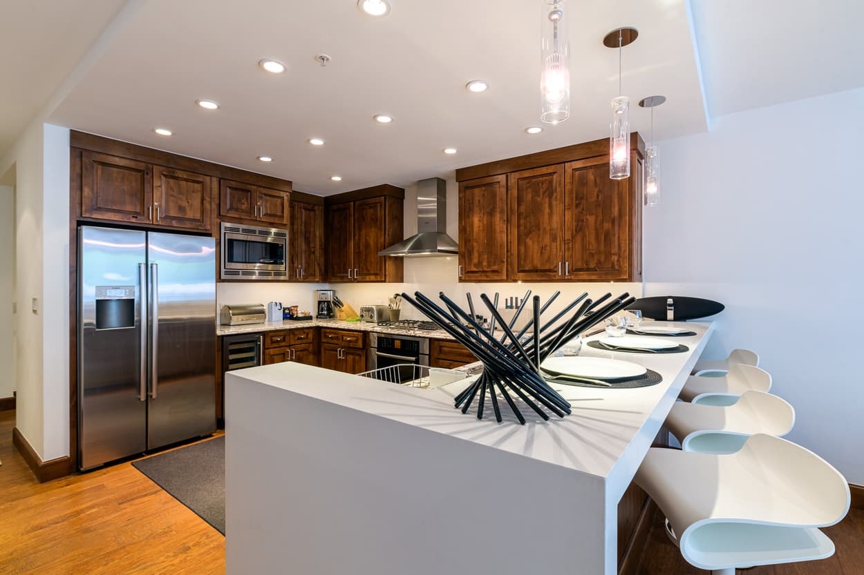 Blue Sky Views at the Ritz-Carlton - Image 4