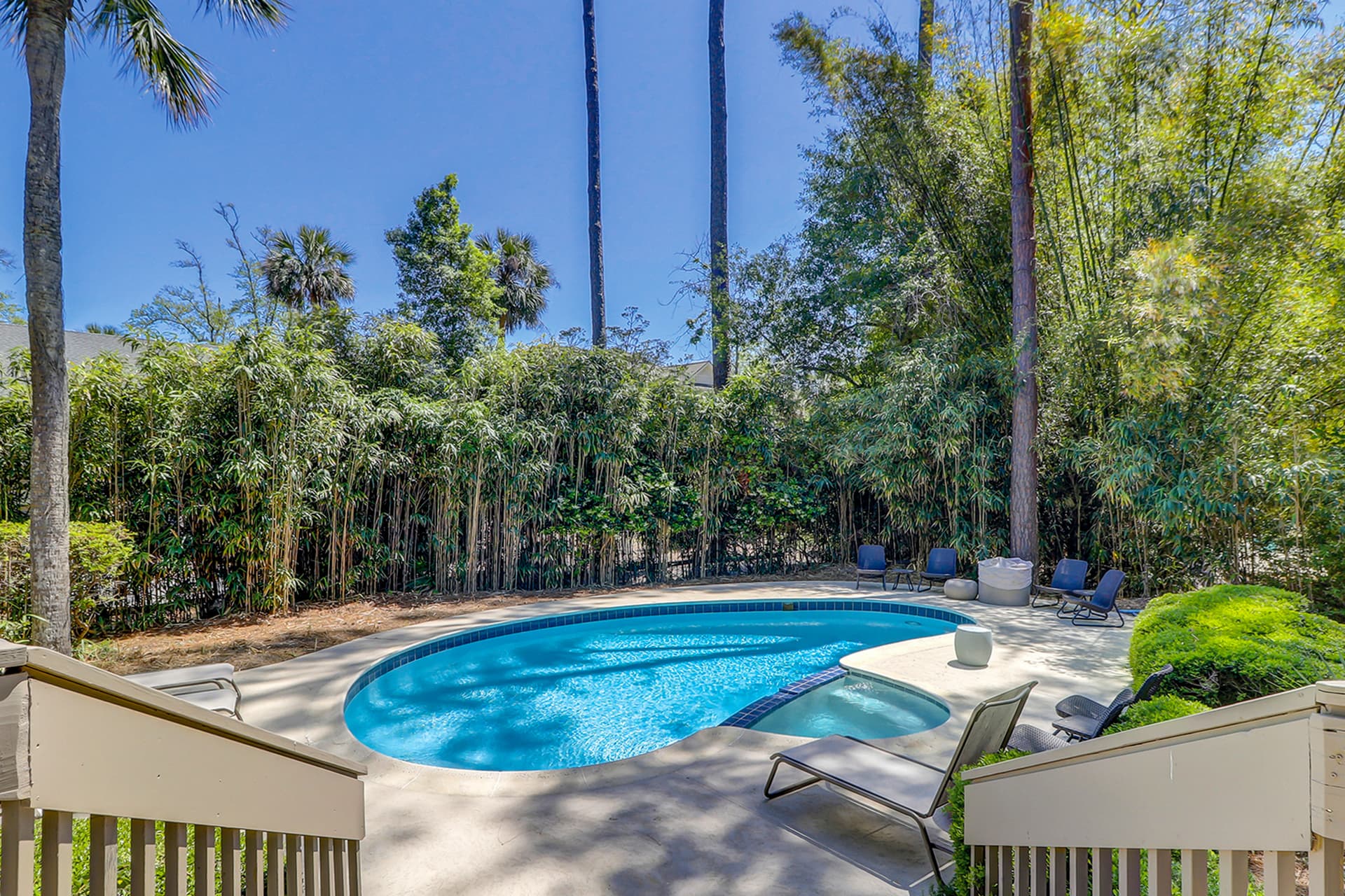 Sunny Daze - Image 29