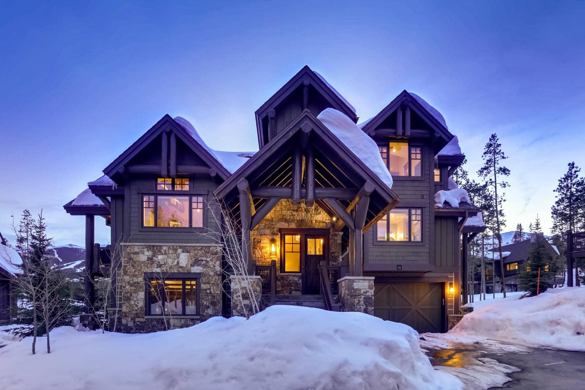 Monarch Place - Image 43