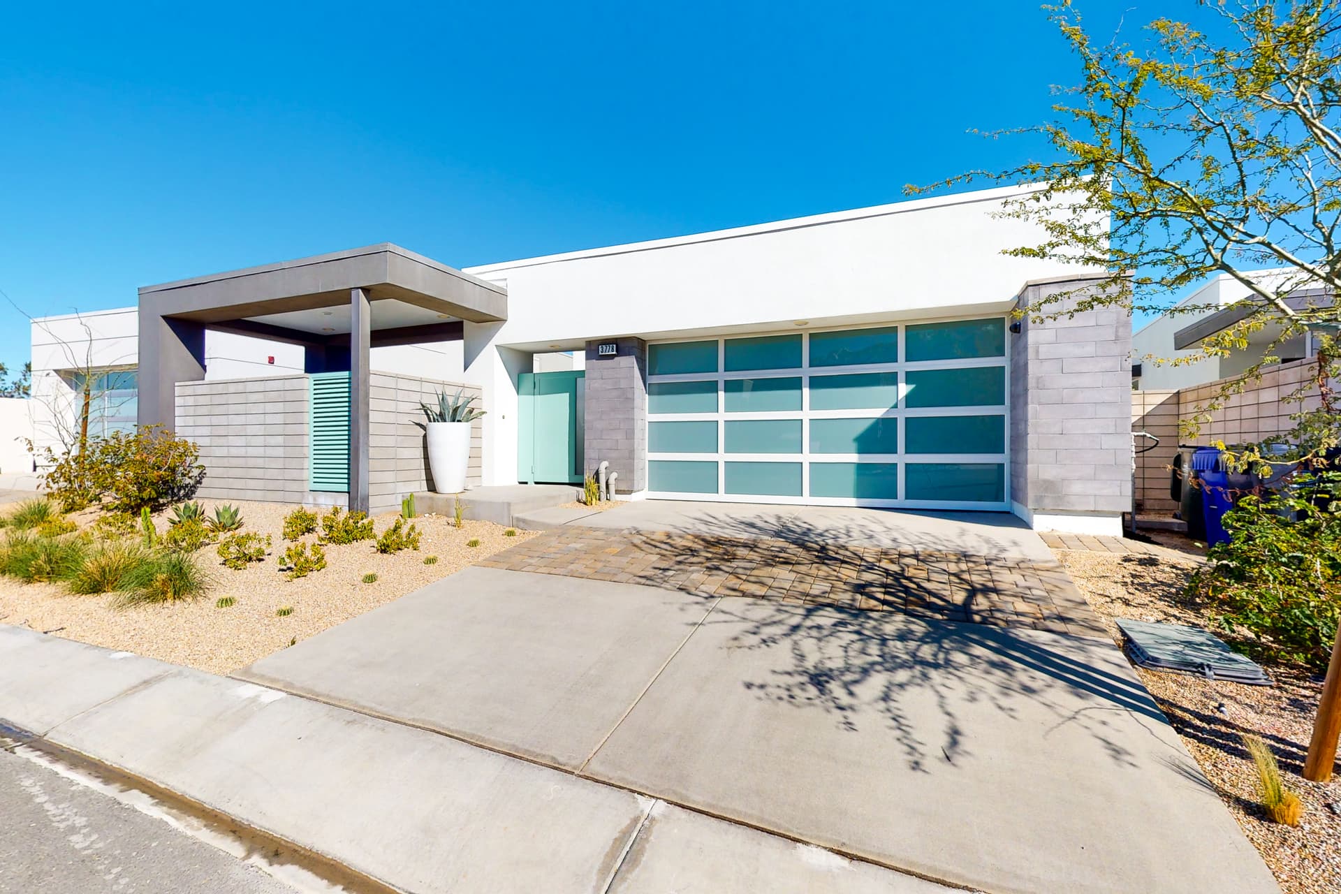 Miralon Mirage Home - Image 32