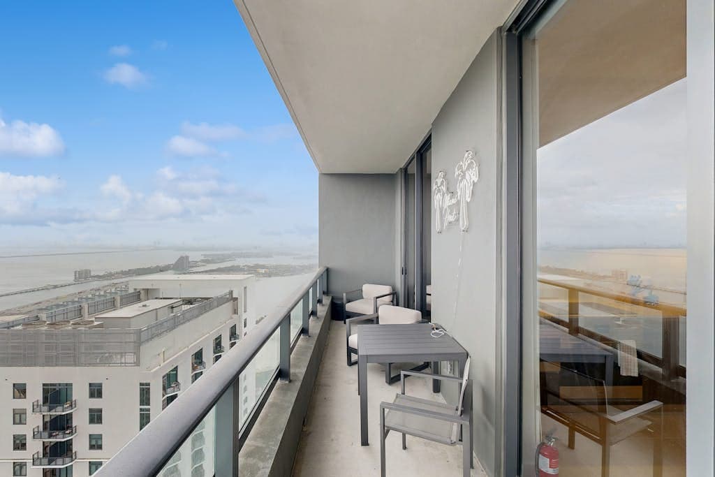 Beachside Bliss Estate #4801 - Image 3