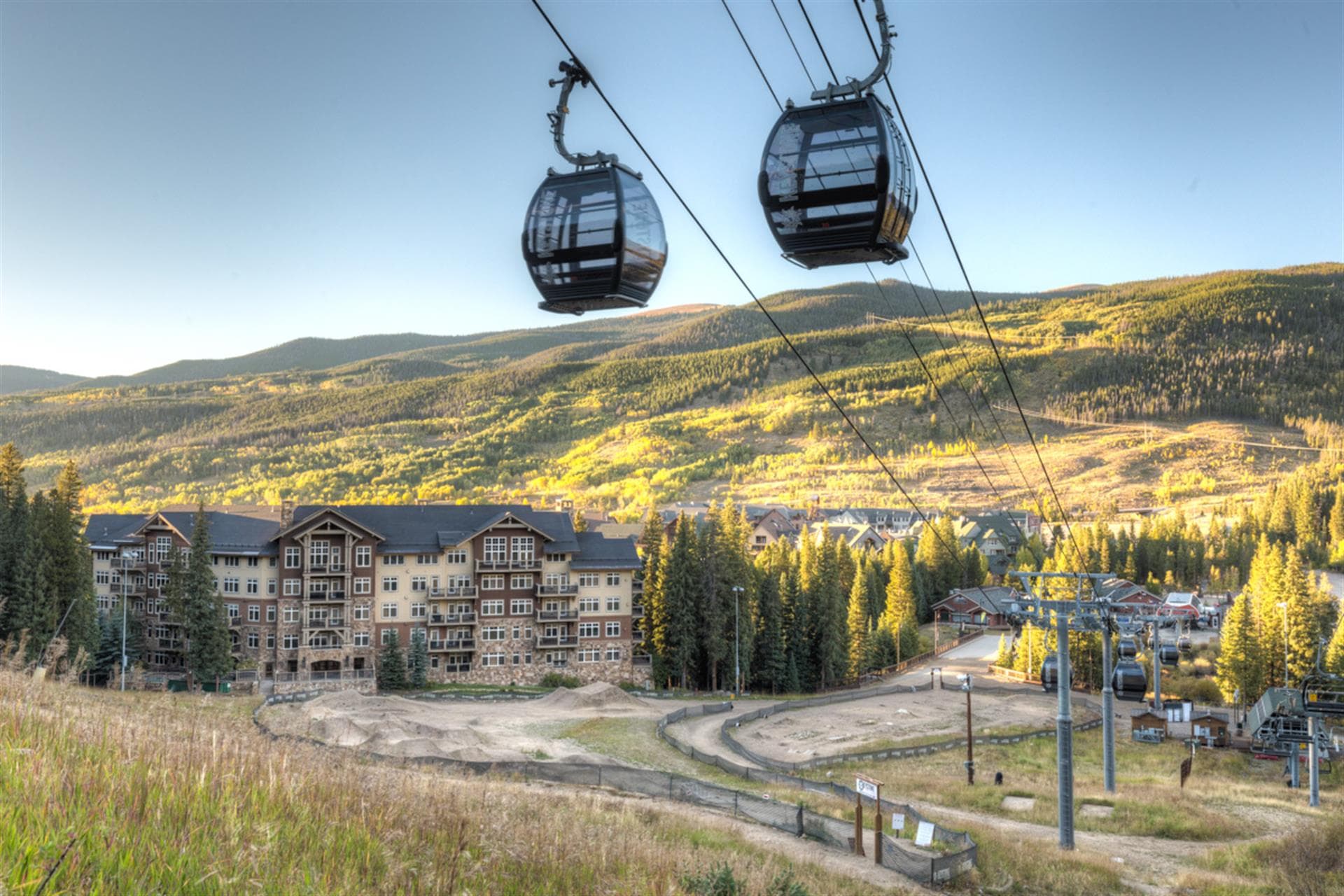 Dreamy Den - Image 39