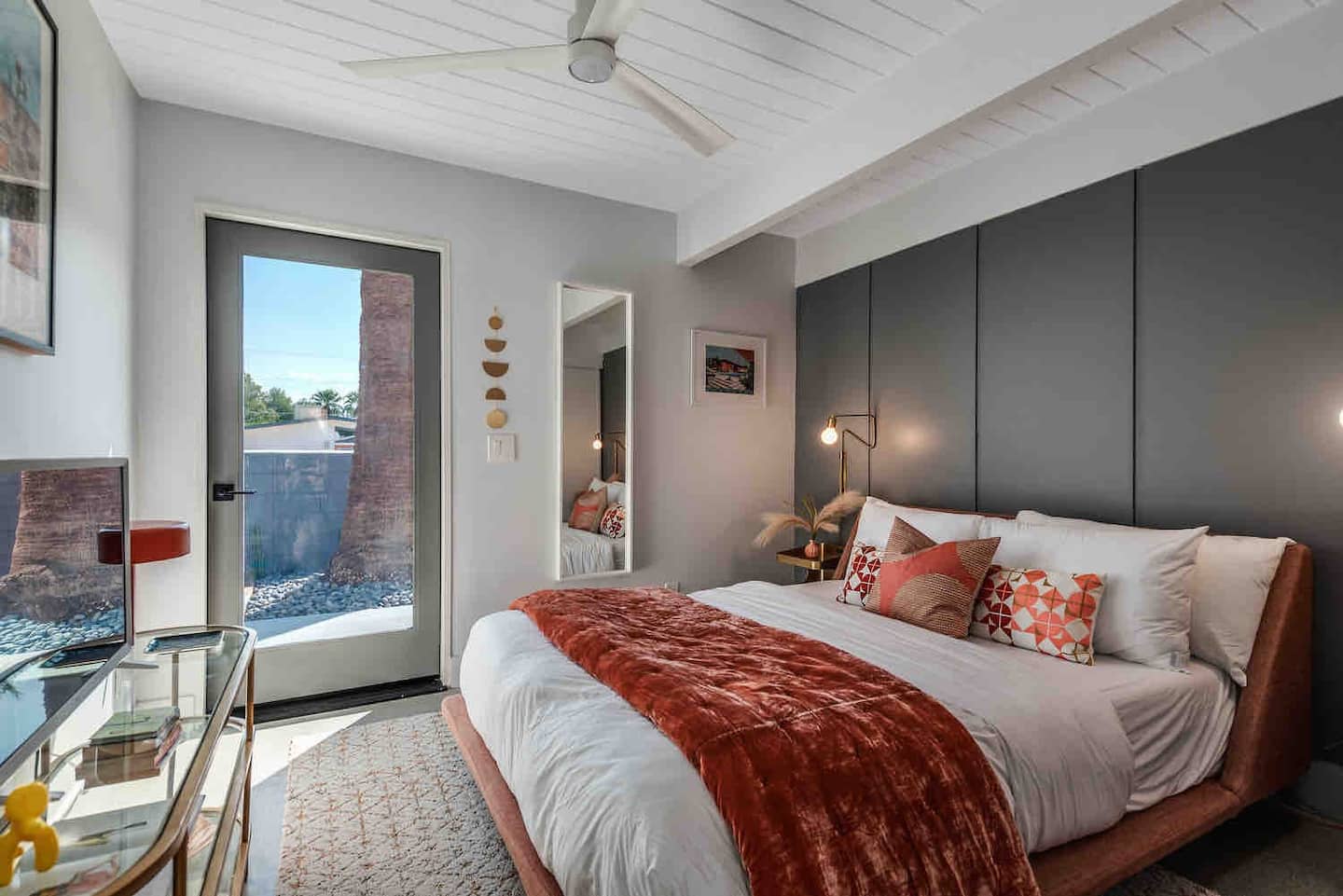 Flat on Alexander - Image 17