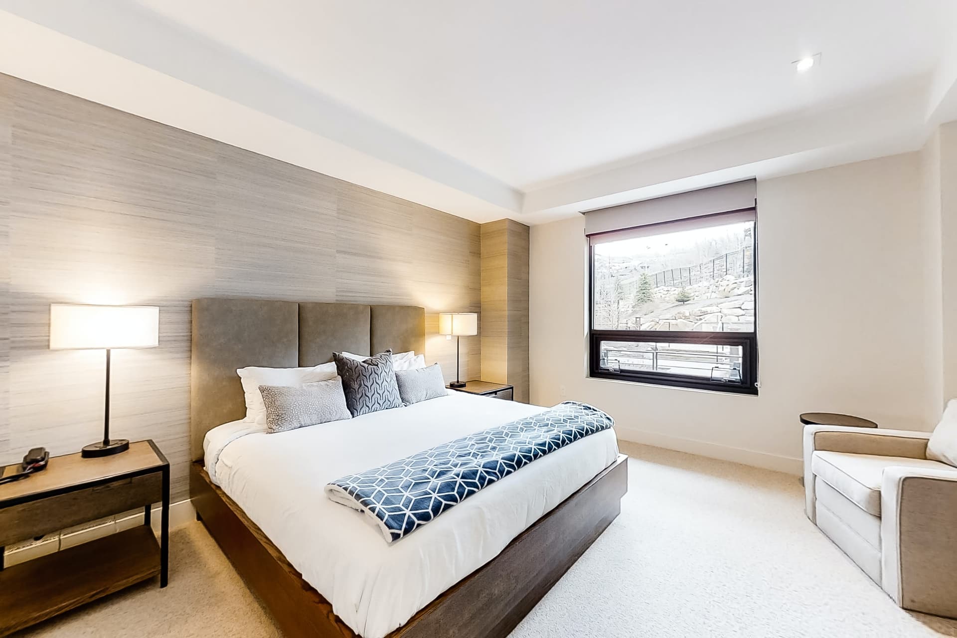 Lift 309 Home - Image 7