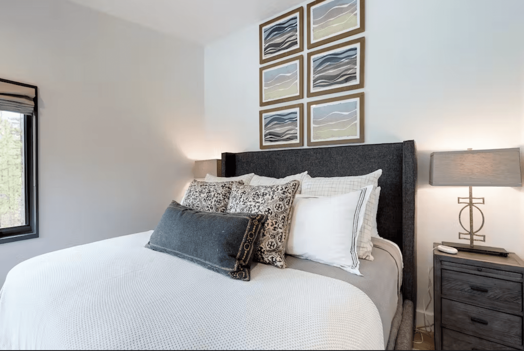 Lake Cabin - Image 19