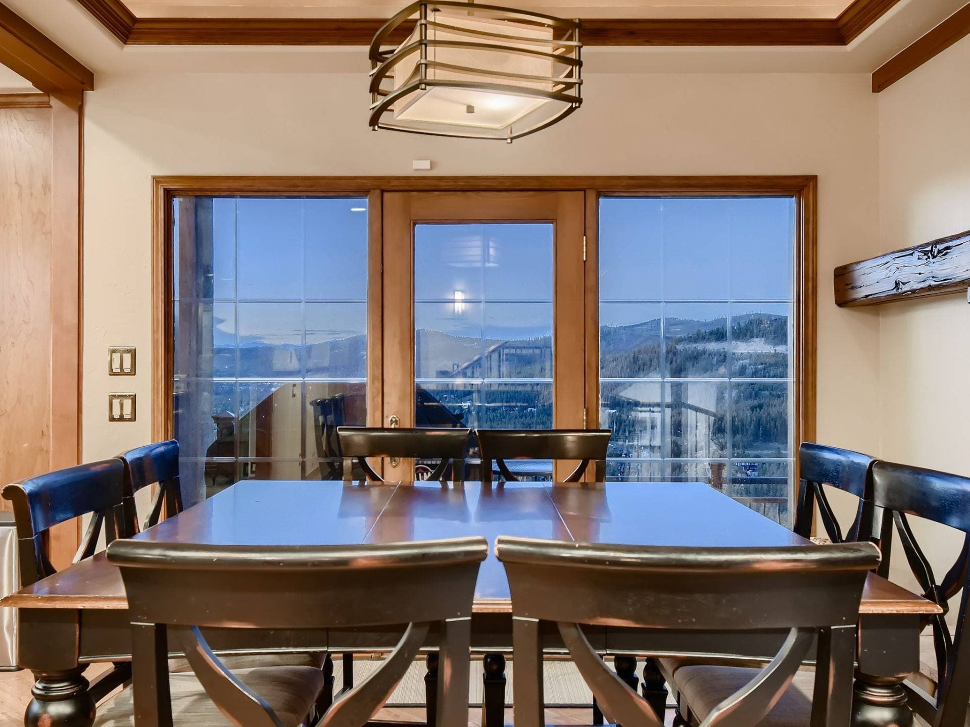 Gray Moose Place - Image 12