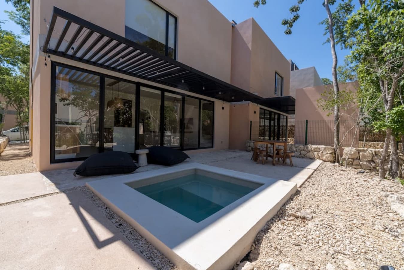 Edena Jardin Villa Beach Club - Image 6