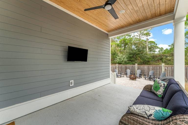 Waterfront House - Image 35