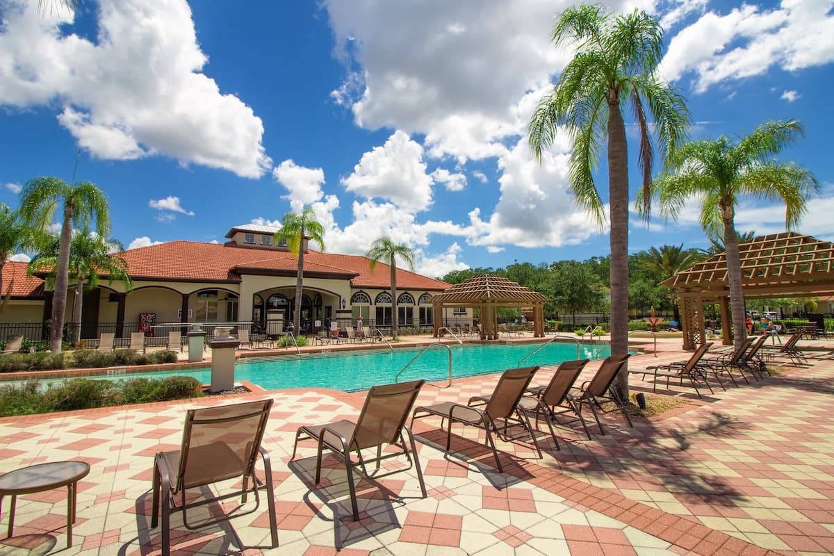 Lake Breeze - Image 37