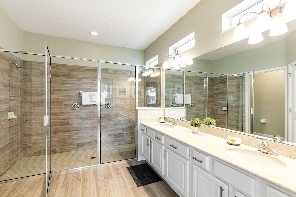 Lake Breeze - Image 22