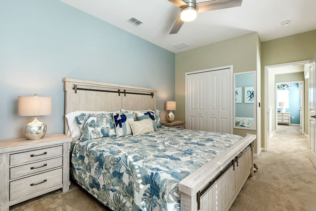 Lake Breeze - Image 12