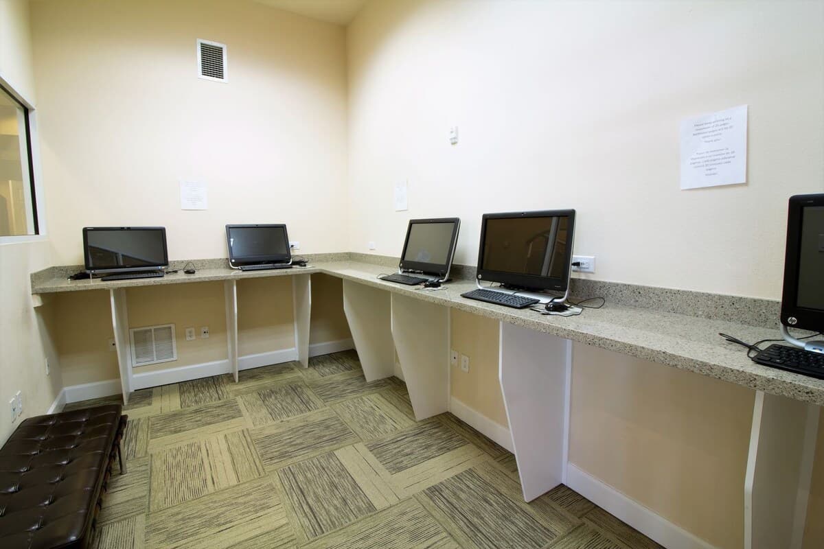 Lake Breeze - Image 40