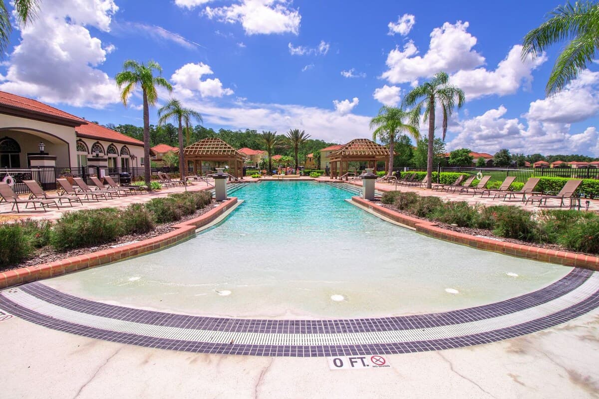 Lake Breeze - Image 3