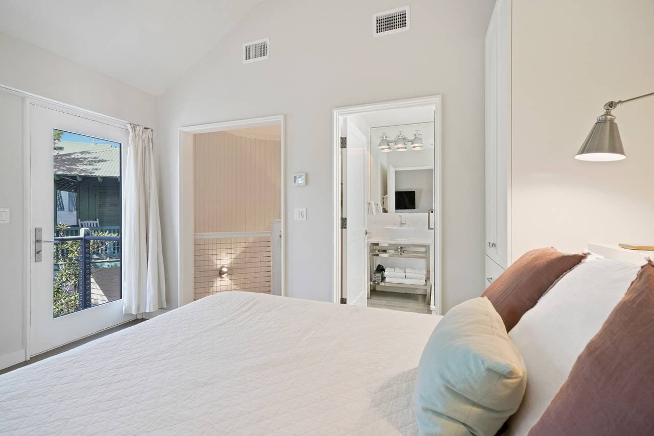 Little Feet Home - Image 15