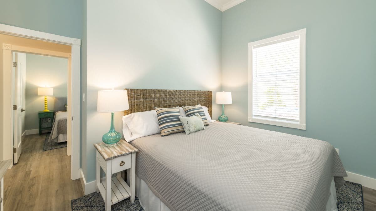 Sunset South - Image 10