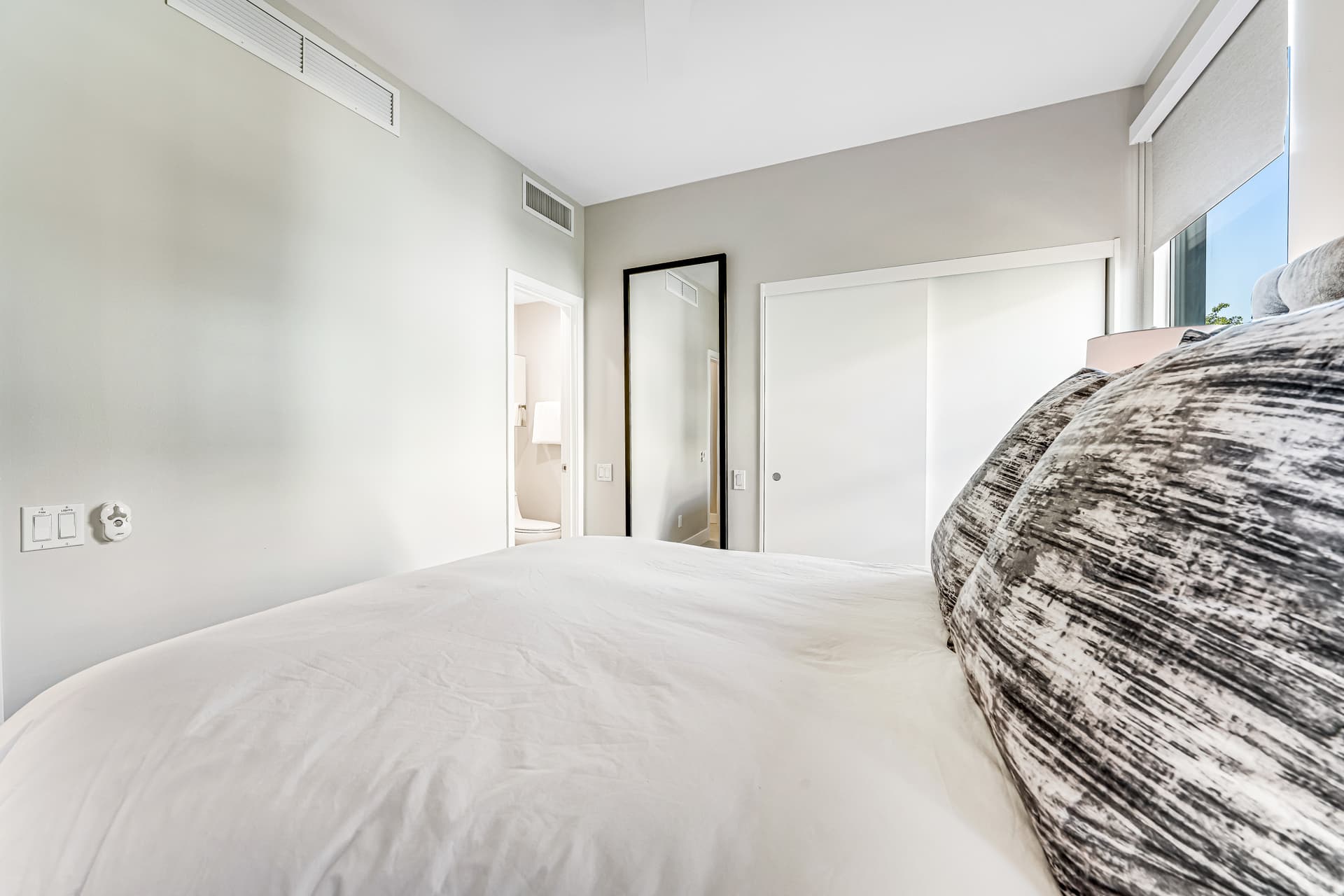 Blue Cactus Getaway - Image 15