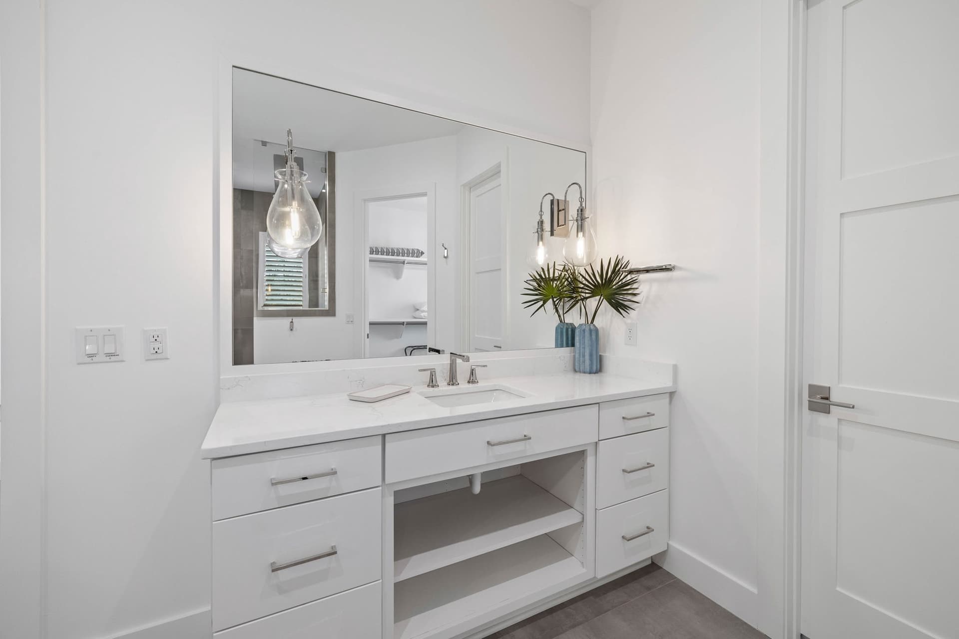 Eyes on Sunrise - Image 73