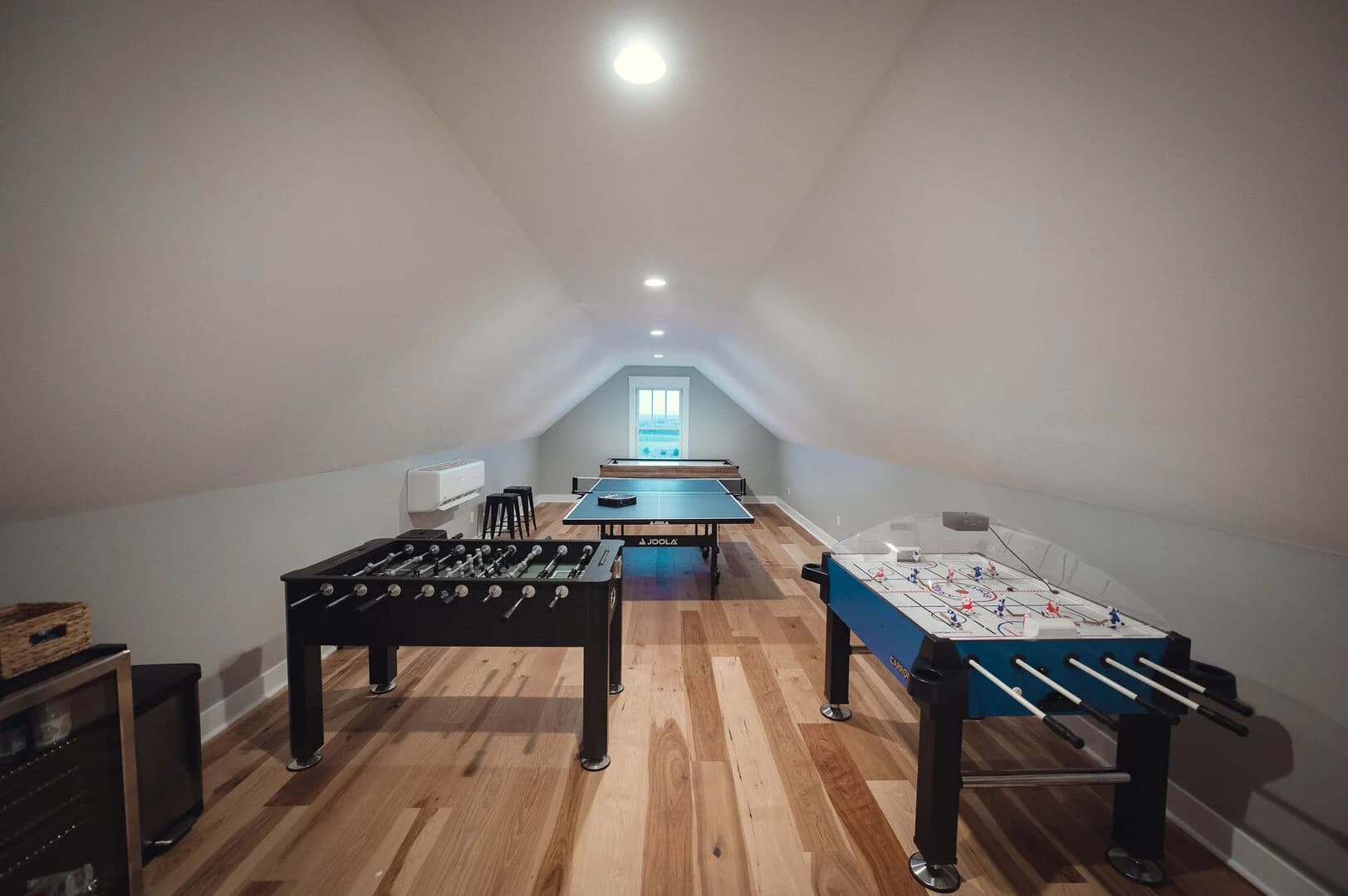 Ann Riley Farmhouse - Image 26