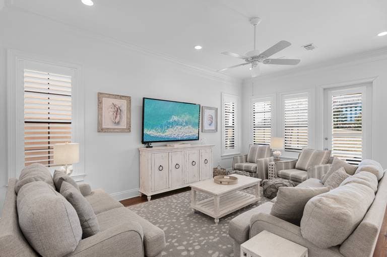 Villa Lago #1856 - Image 2