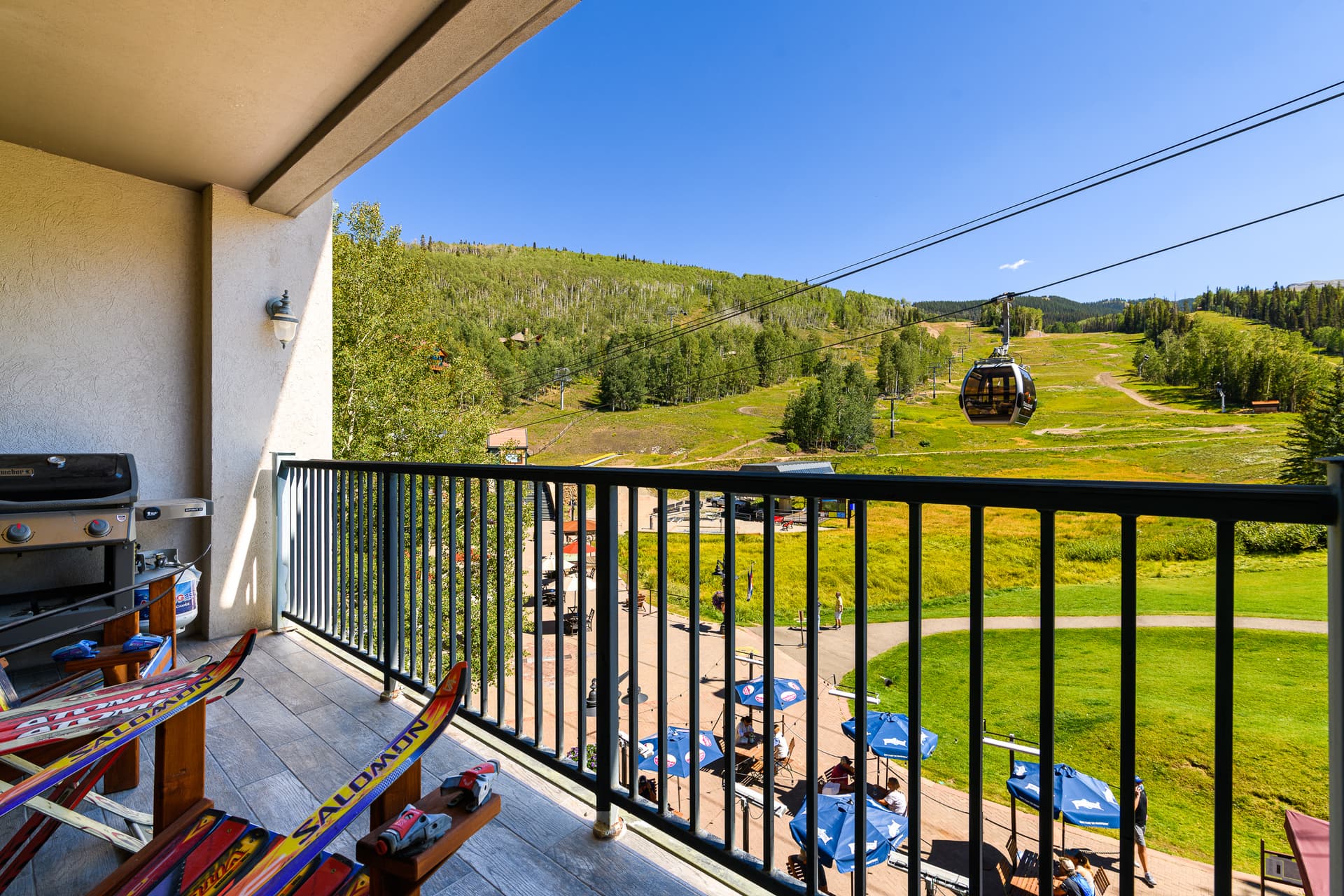 Mountain High at the Plaza - Image 3