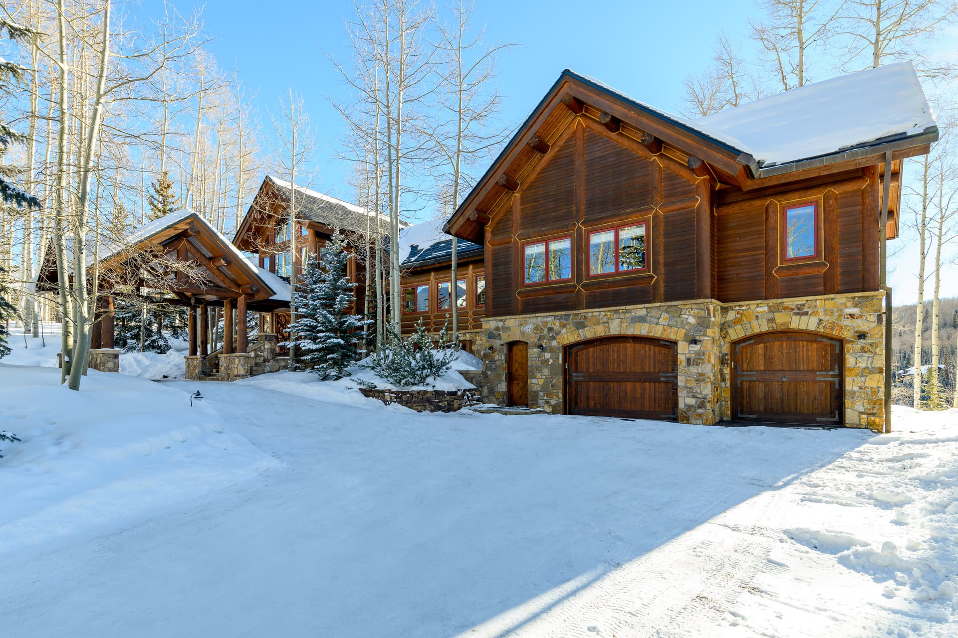 Log Out At Touchdown Retreat - Image 75