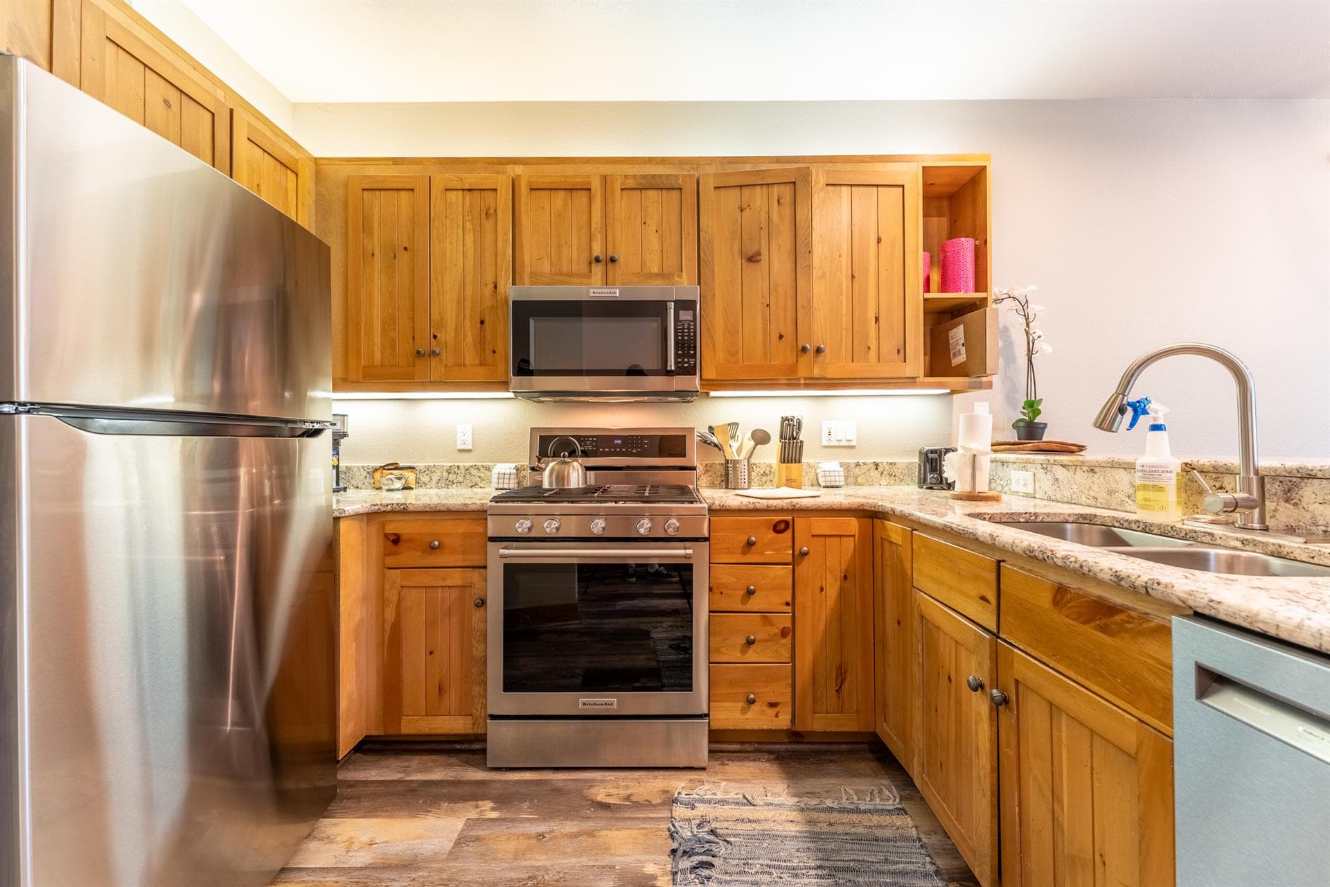 Alpine Vista Haven - Image 3