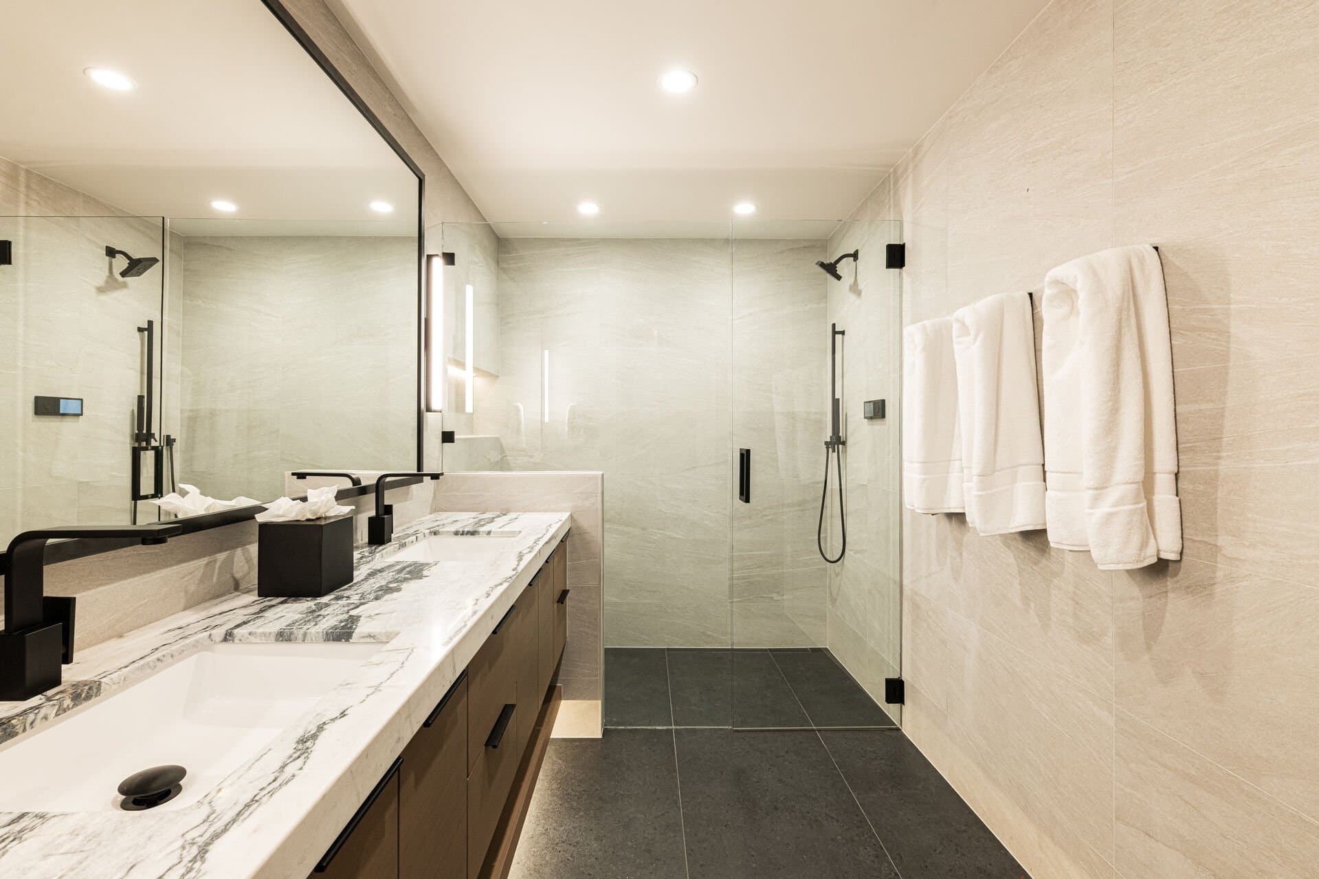 Luxe at Moonshadow - Image 51