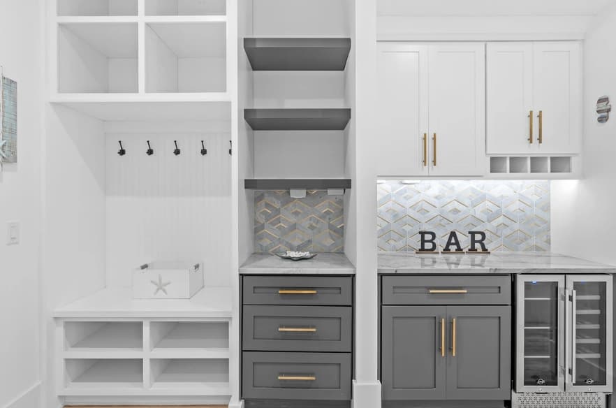 Happy by the Sea - Image 41