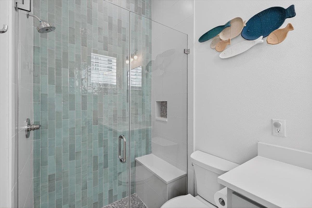 Sunny Shores - Image 35