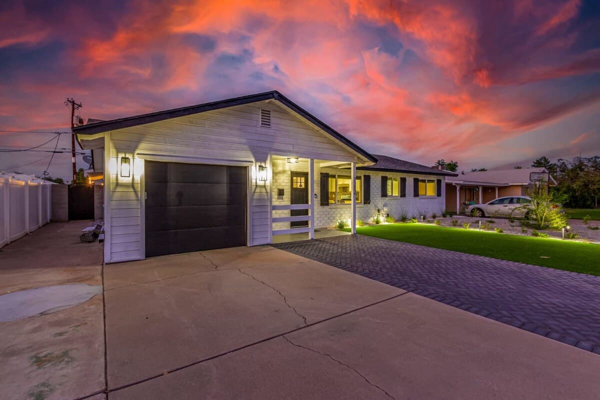 Crown Azul Retreat - Image 4