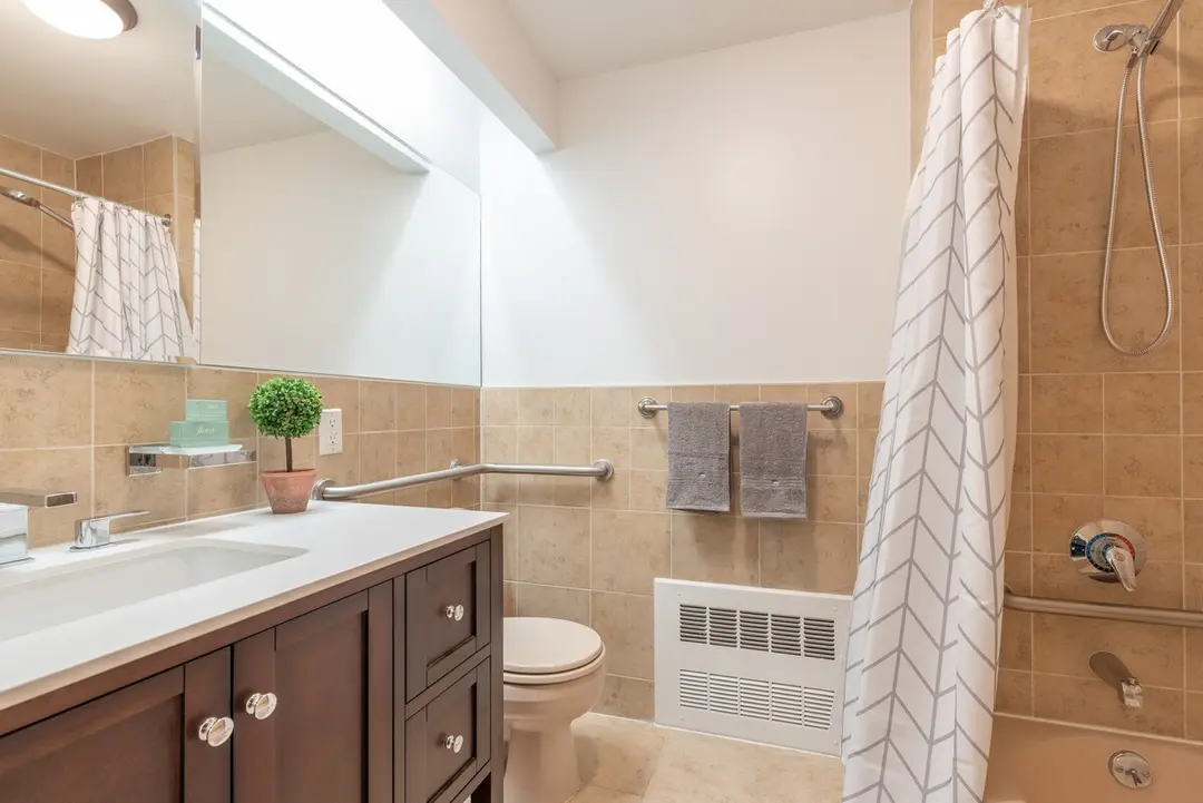 Cypress Court I - Image 20