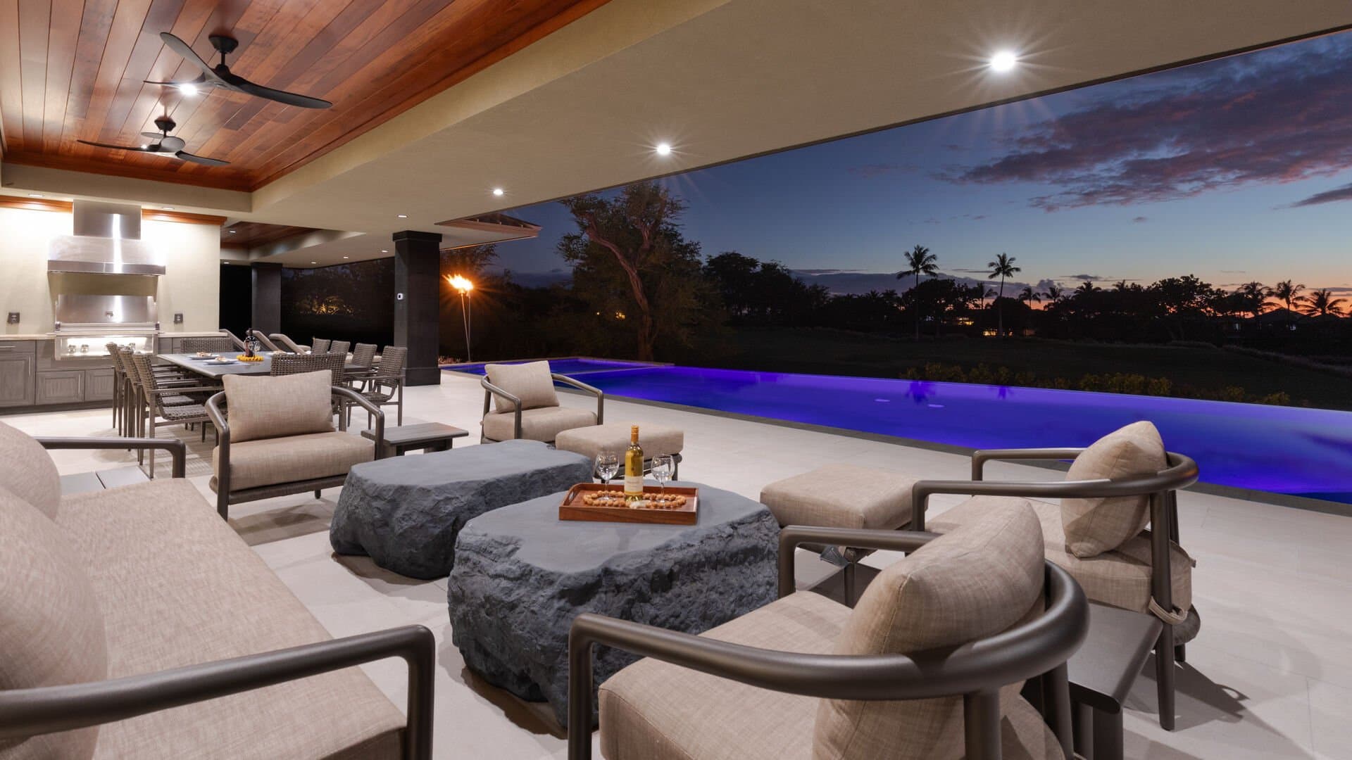 Hawaiian Elegance - Image 71