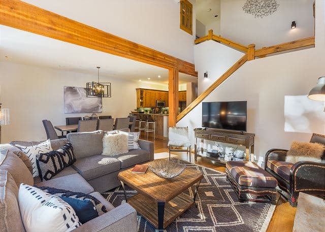 Summit Ridge Retreat - Image 4