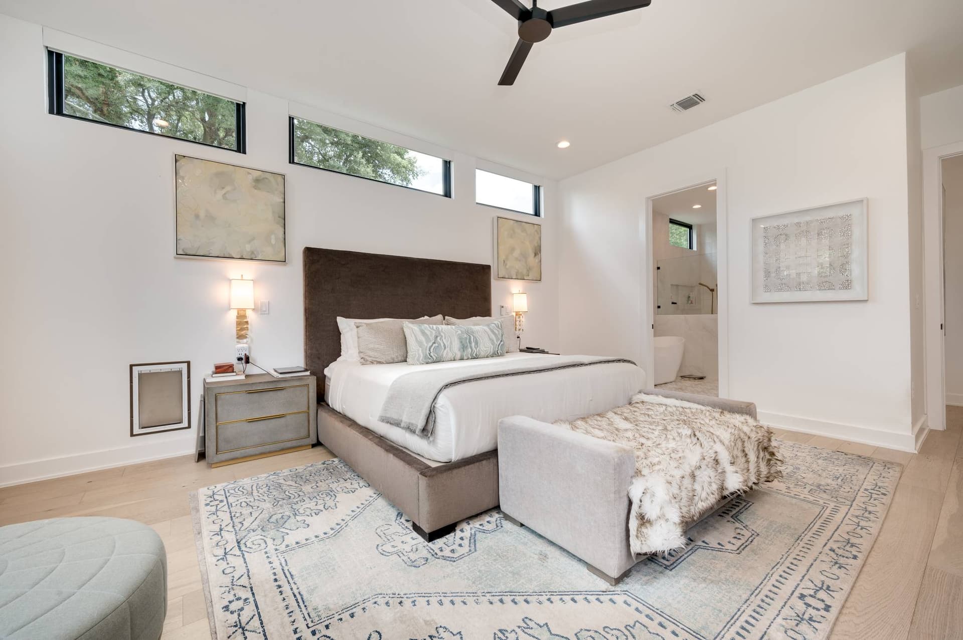 Austin Bella - Image 22