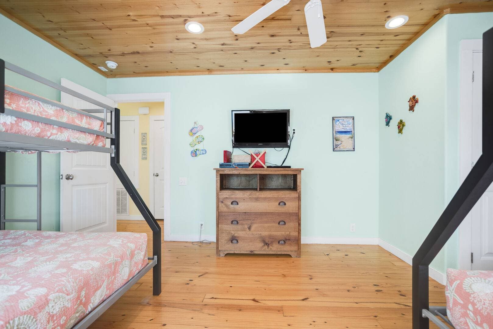 Ruby Tuesday  - Image 29