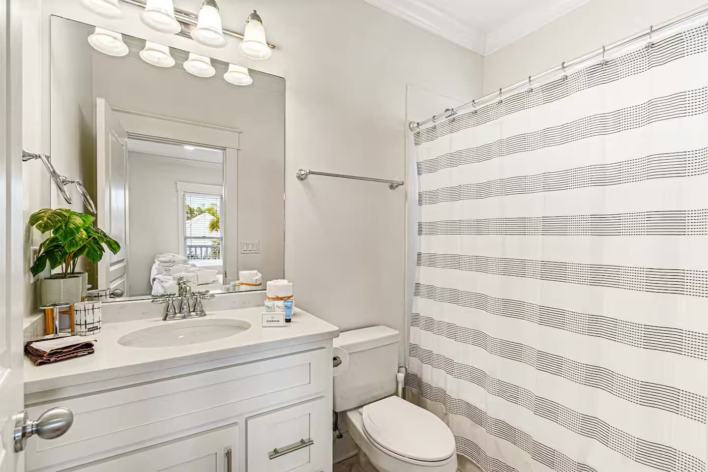 Micaseata - Image 20