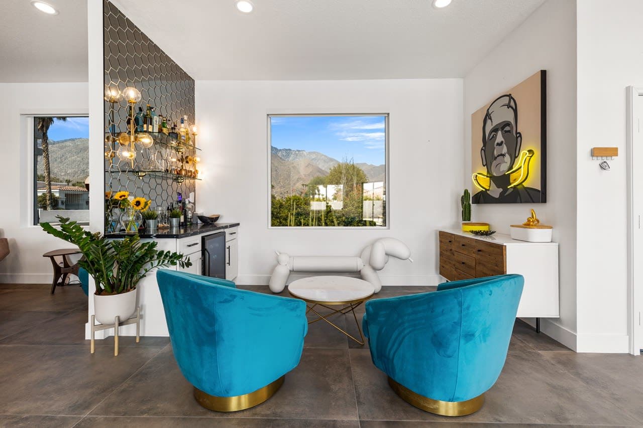 Palm Lighthouse - Image 33