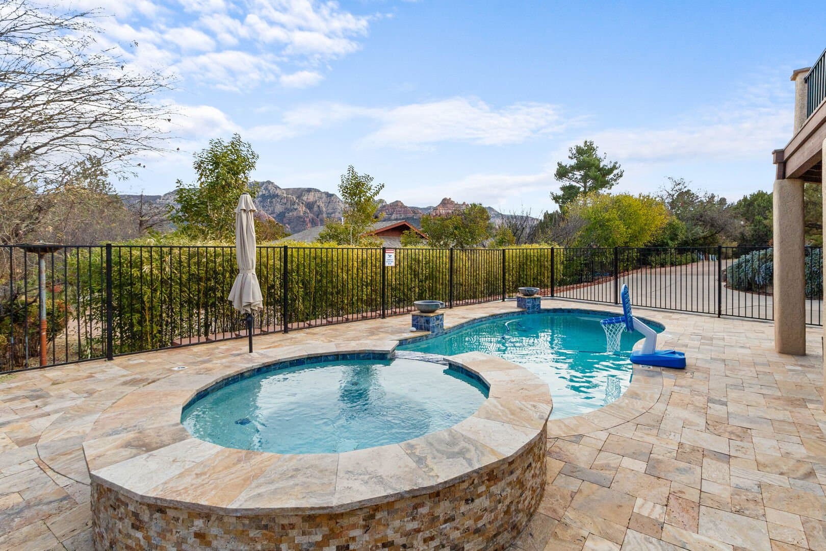 Red Rock Radiance - Image 38