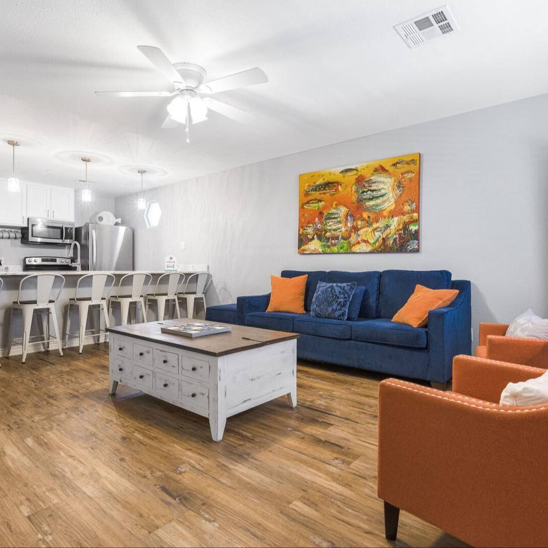 Wave on Wave Place - Image 1